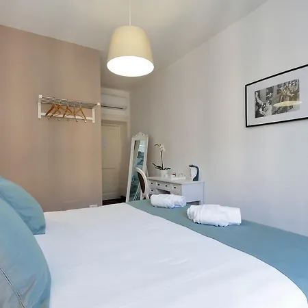 Midnight In Rome Guest House
